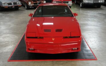Pontiac-Other-1987-Red-Gray-23