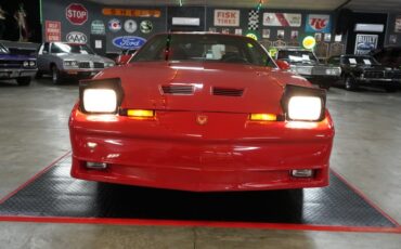 Pontiac-Other-1987-Red-Gray-36