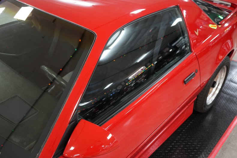 Pontiac-Other-1987-Red-Gray-44