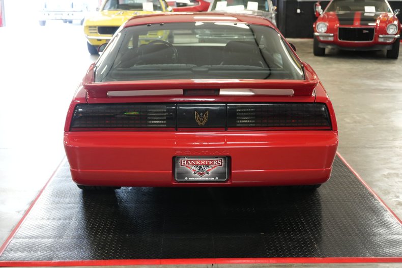Pontiac-Other-1987-Red-Gray-9
