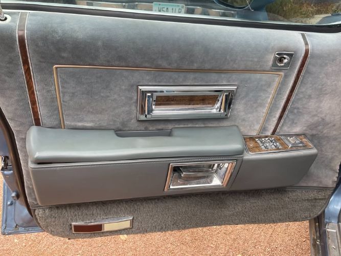 Pontiac-Parisienne-1985-Blue-Blue-7