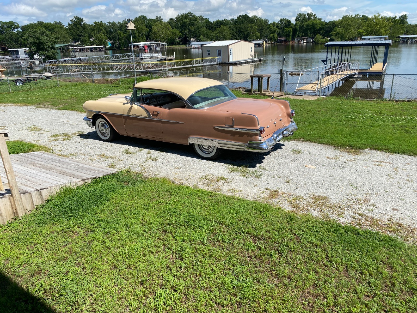 Pontiac-STAR-CHIEF-2DR-HT-1956-Coupe-3