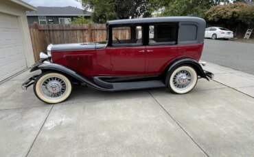 Pontiac-Series-401-1931-Burgundy-Gray