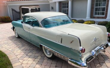 Pontiac-Star-chief-1955-Turquoise-with-cream-Turquoise-amp-white-11