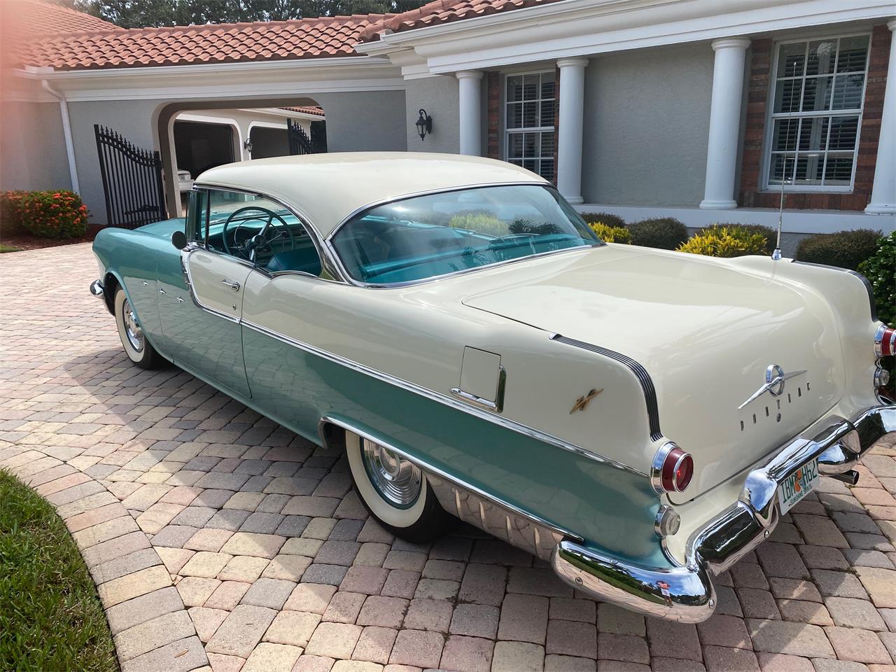 Pontiac-Star-chief-1955-Turquoise-with-cream-Turquoise-amp-white-11
