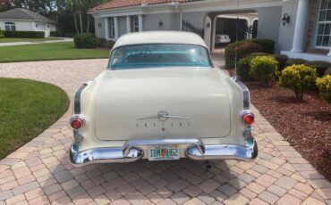 Pontiac-Star-chief-1955-Turquoise-with-cream-Turquoise-amp-white-13