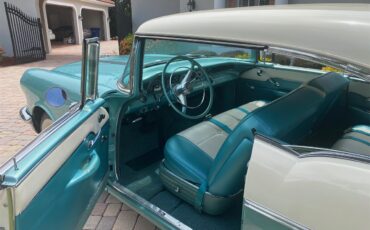 Pontiac-Star-chief-1955-Turquoise-with-cream-Turquoise-amp-white-15