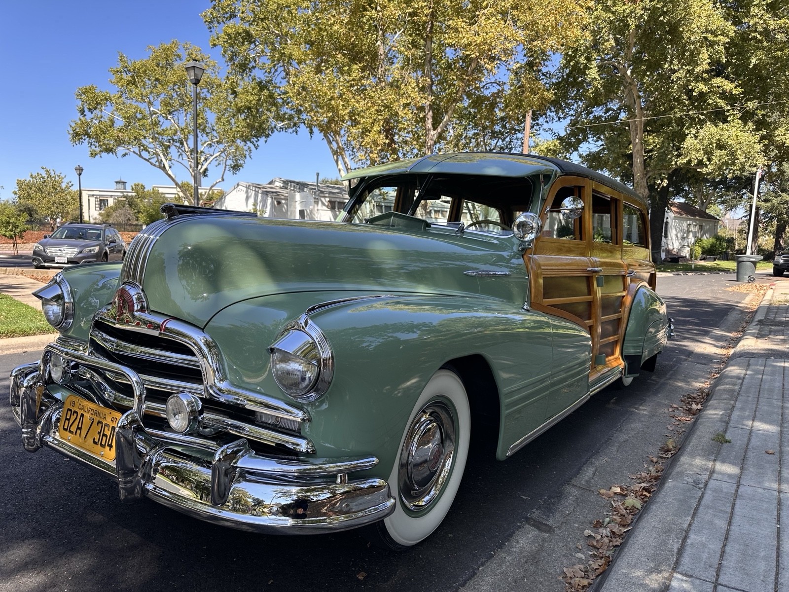 Pontiac-Streamliner-1947-2