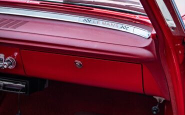 Pontiac-Tempest-Le-Mans-Sport-Coupe-1963-2-Door-Coupe-29