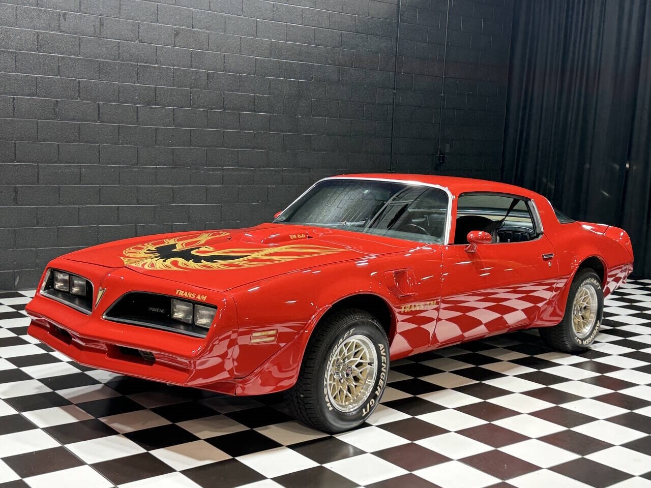 Pontiac-Trans-Am-1977-Coupe-11
