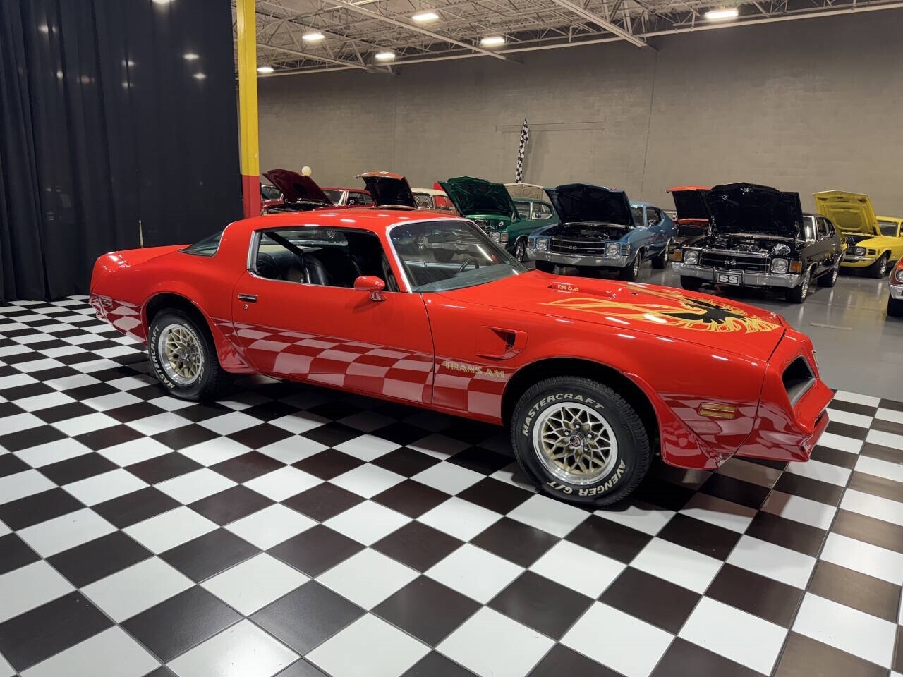 Pontiac-Trans-Am-1977-Coupe-15
