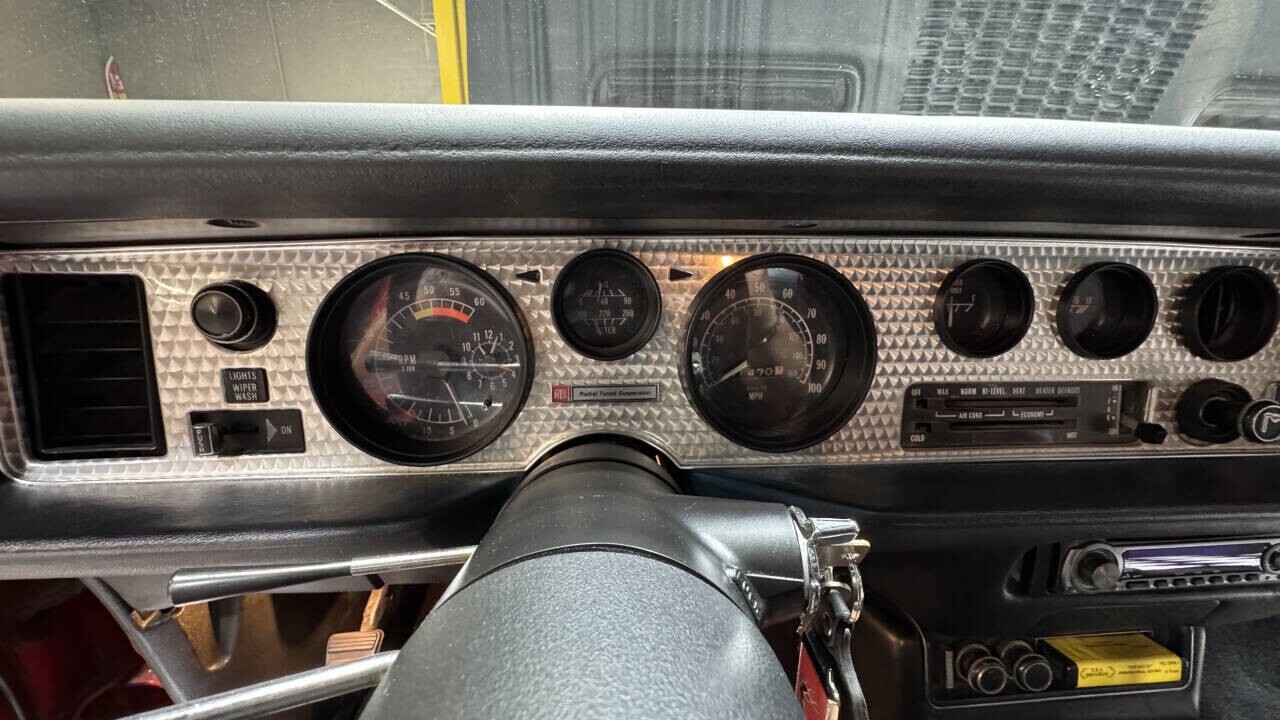 Pontiac-Trans-Am-1977-Coupe-2