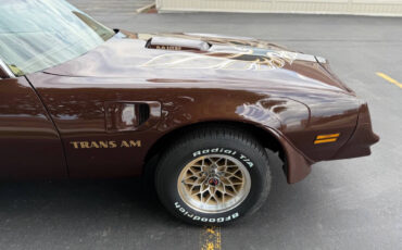 Pontiac-Trans-Am-1977-Coupe-22