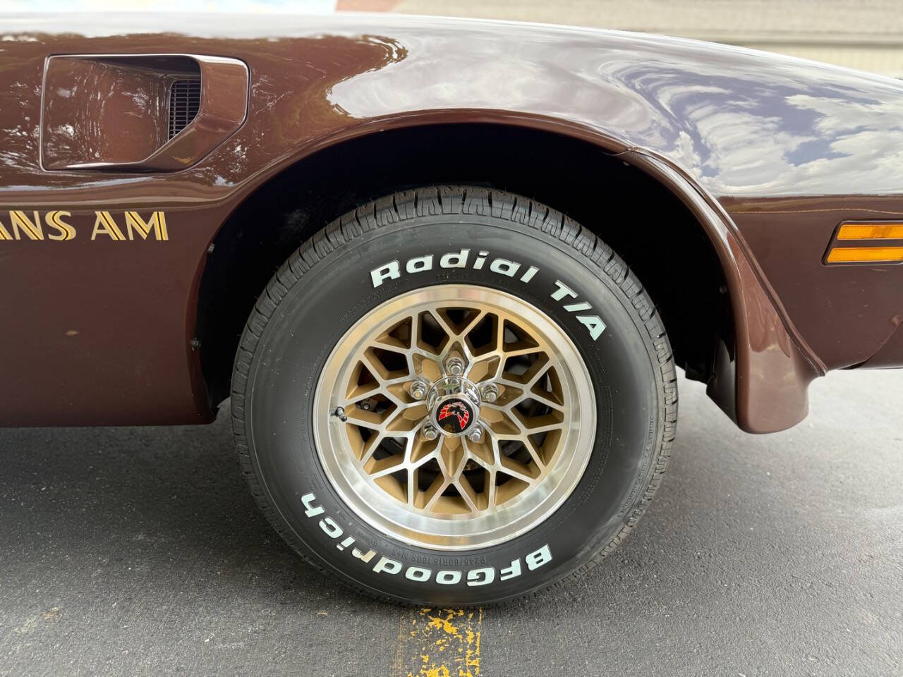 Pontiac-Trans-Am-1977-Coupe-23