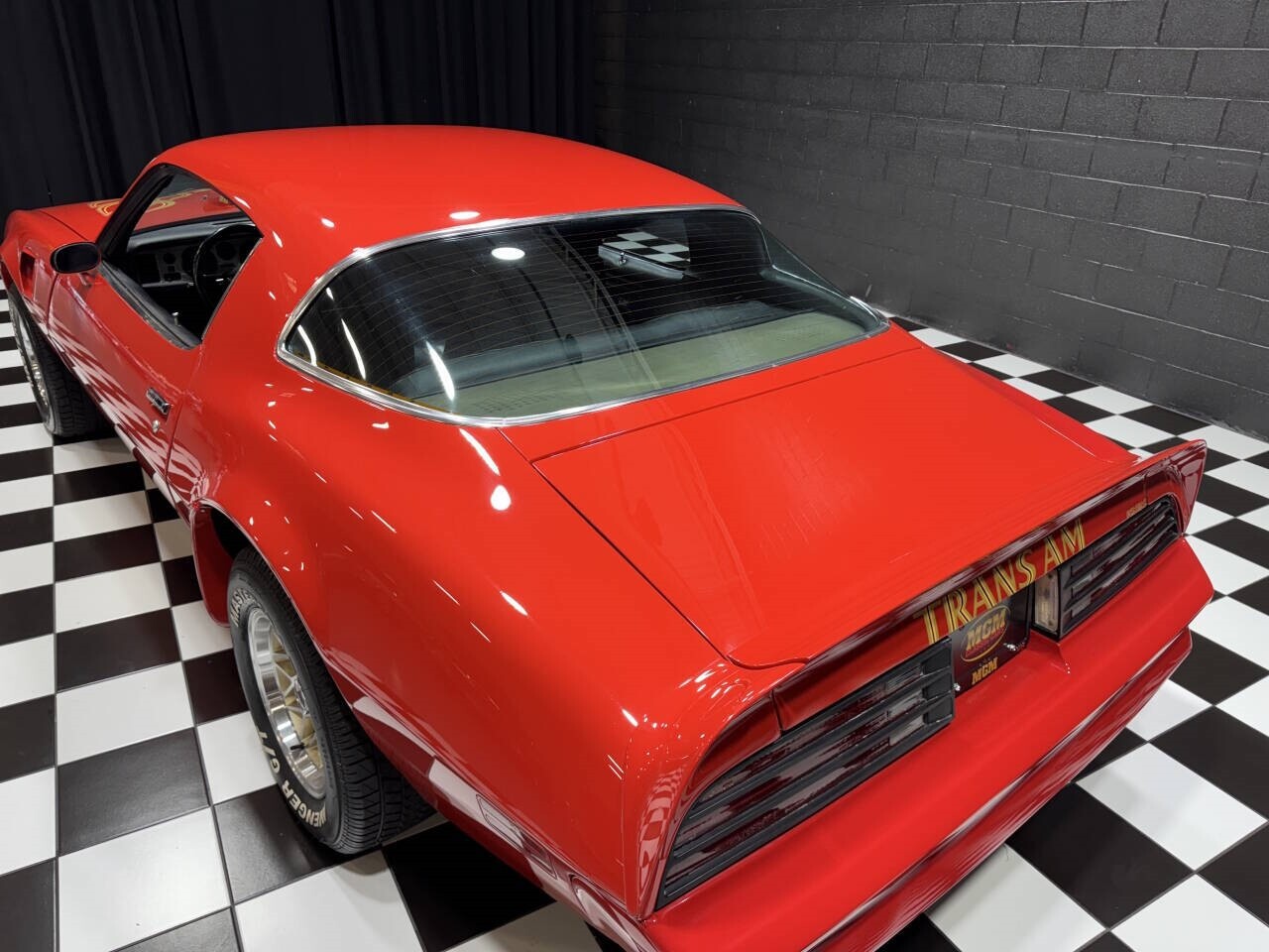 Pontiac-Trans-Am-1977-Coupe-24