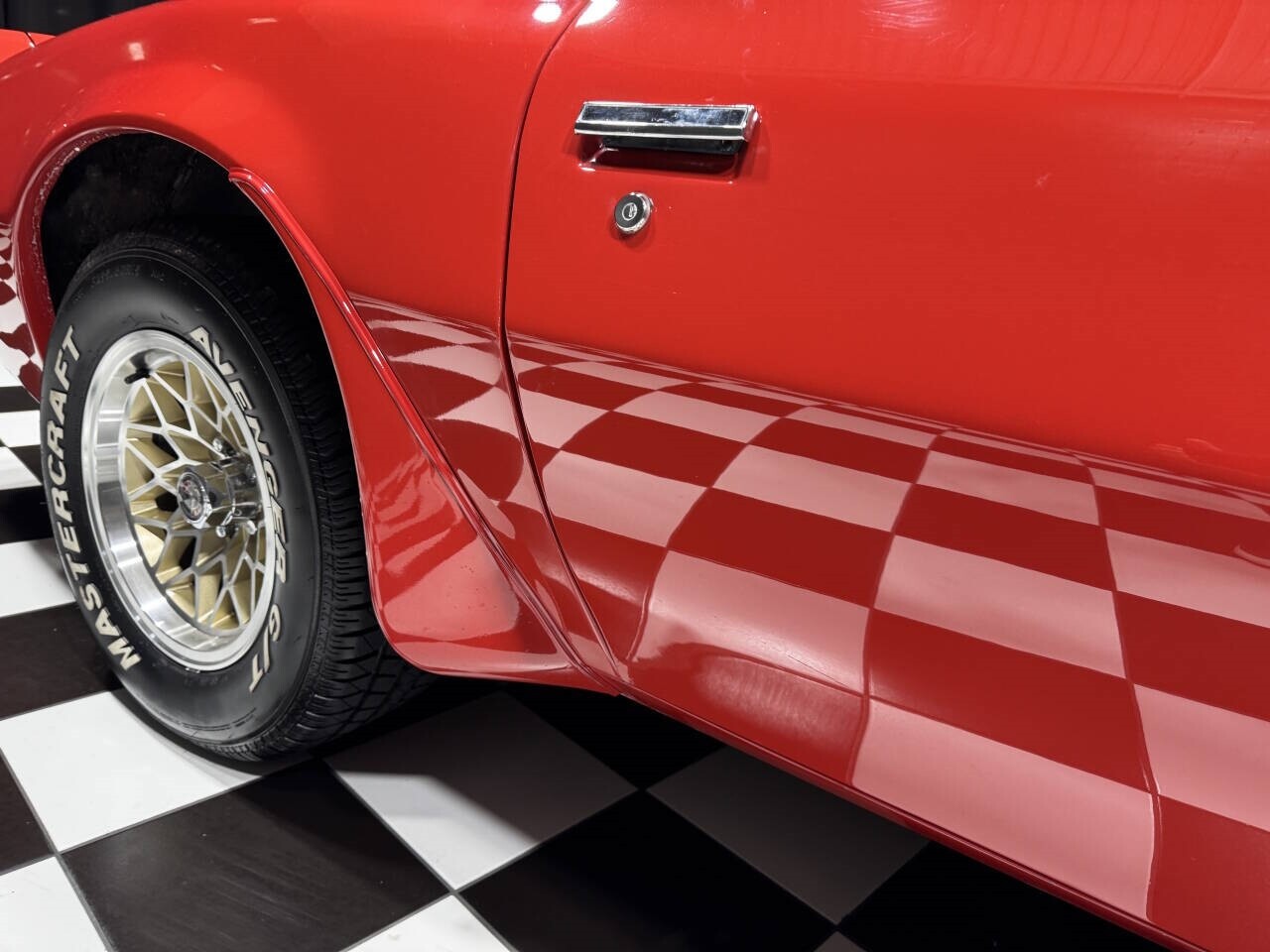 Pontiac-Trans-Am-1977-Coupe-32