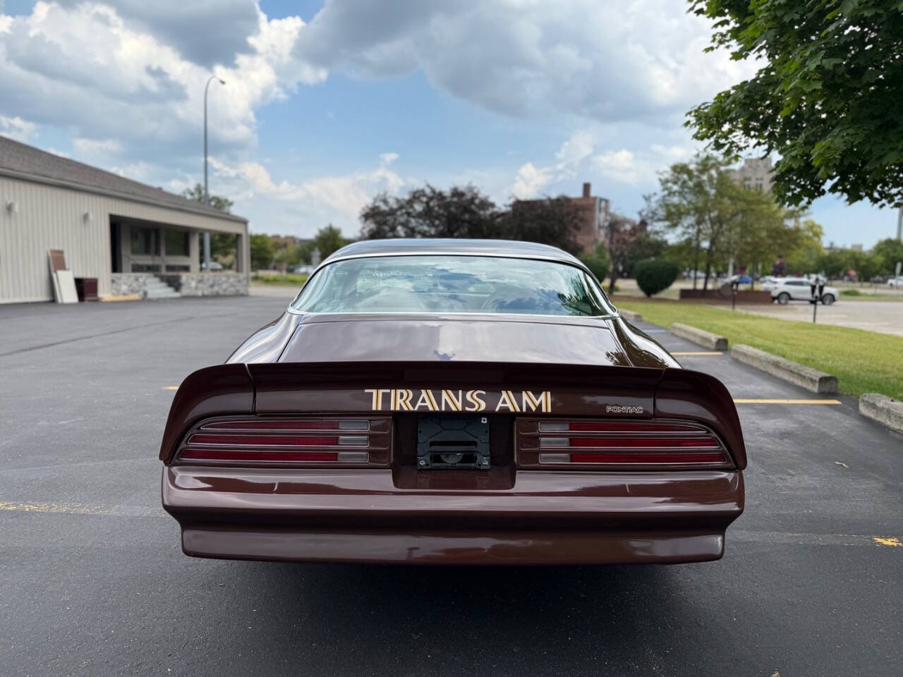 Pontiac-Trans-Am-1977-Coupe-4