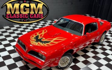 Pontiac-Trans-Am-1977-Coupe