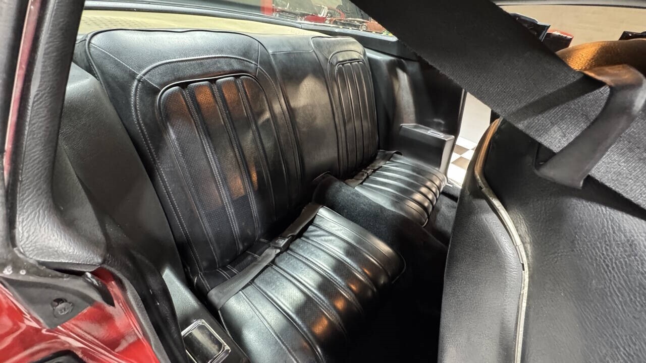 Pontiac-Trans-Am-1977-Coupe-5