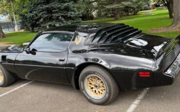 Pontiac-Trans-Am-1979-3