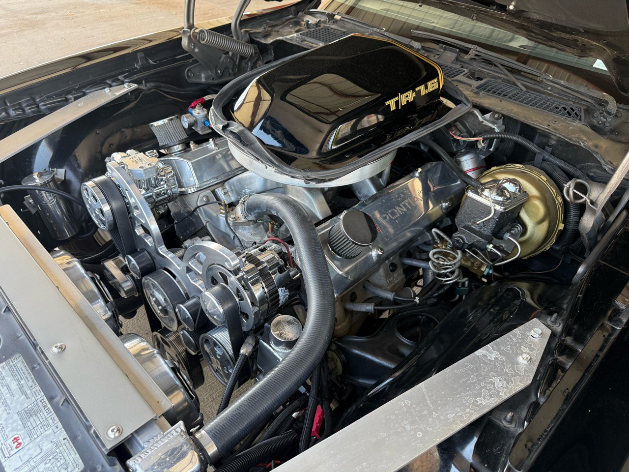 Pontiac-Trans-Am-1979-American-Muscle-Car-12