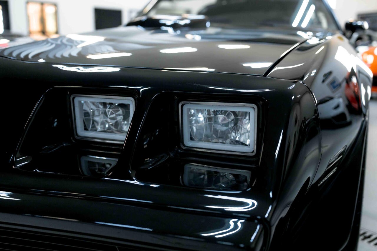 Pontiac-Trans-Am-1979-Coupe-21