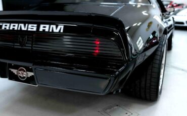 Pontiac-Trans-Am-1979-Coupe-37