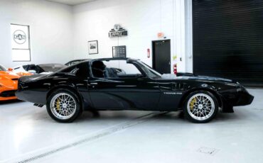 Pontiac-Trans-Am-1979-Coupe-8