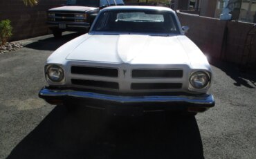 Pontiac-Ventura-1973-White-Black-10