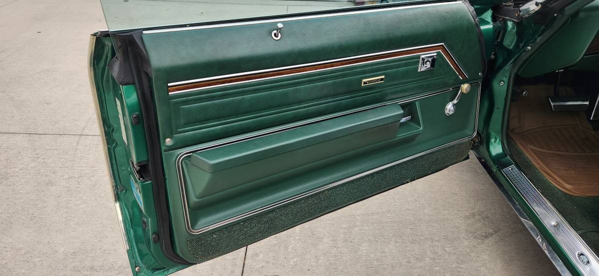 Pontiac-bonneville-1973-6