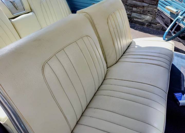 Pontiac-bonneville-sport-coupe-1960-black-4