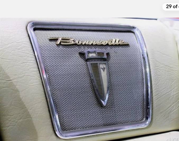 Pontiac-bonneville-sport-coupe-1960-black-9