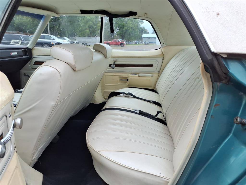 Pontiac-catalina-1976-green-14