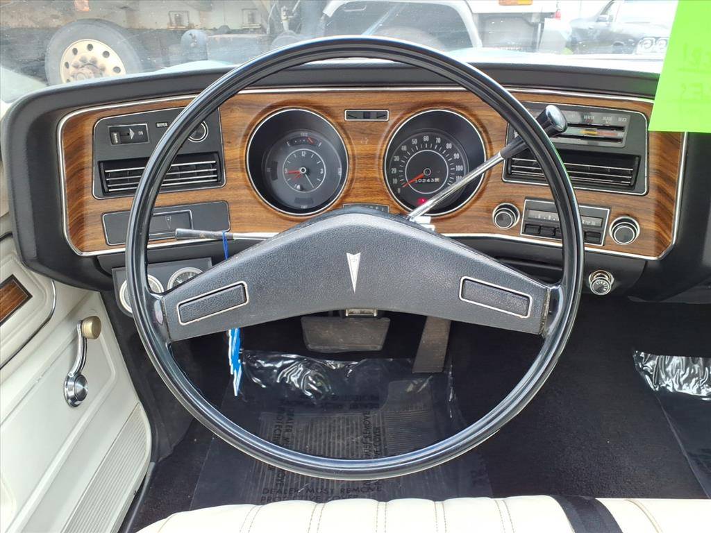 Pontiac-catalina-1976-green-17
