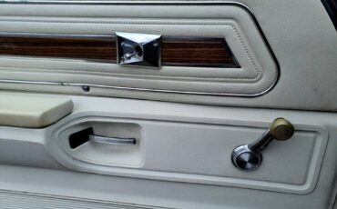 Pontiac-catalina-1976-green-4