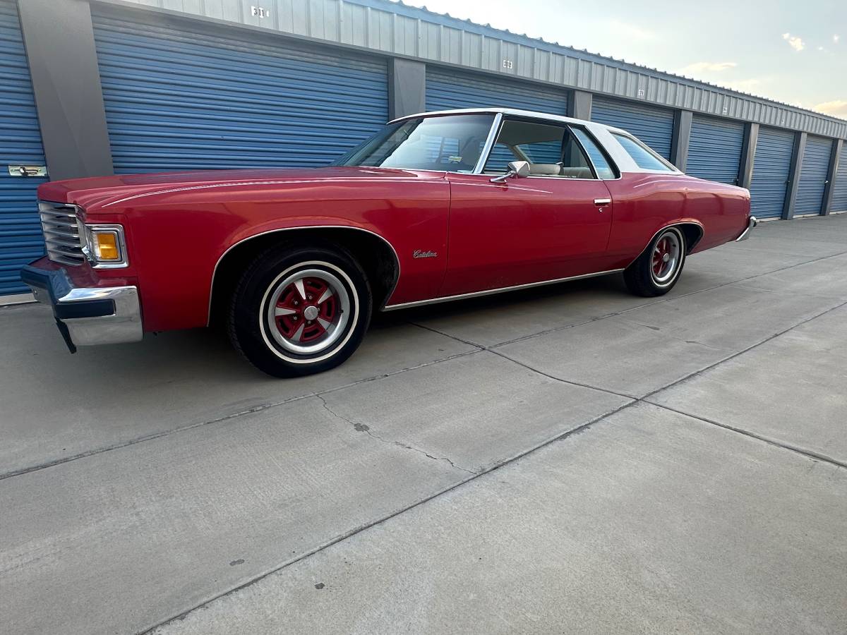 Pontiac-catalina-1976-red-11
