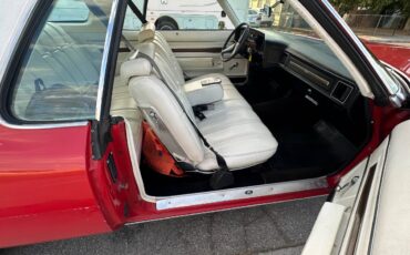 Pontiac-catalina-1976-red-19