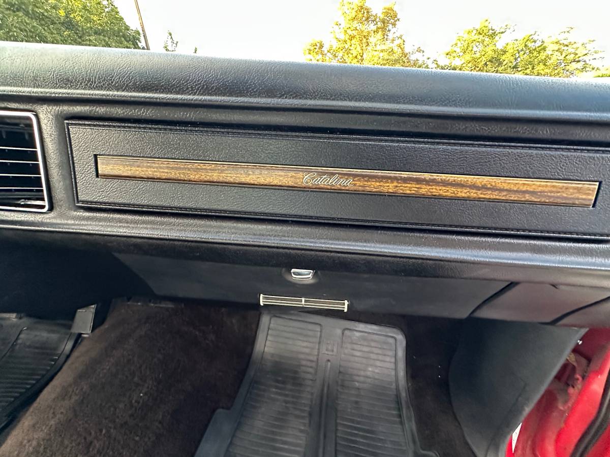 Pontiac-catalina-1976-red-8