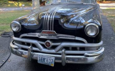 Pontiac-chieftain-1952-black-13