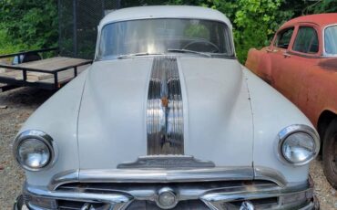 Pontiac-chieftain-1953-1
