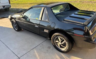 Pontiac-fiero-1984-black-7