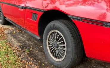 Pontiac-fiero-1985-3