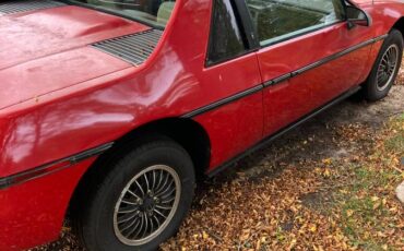 Pontiac-fiero-1985-5