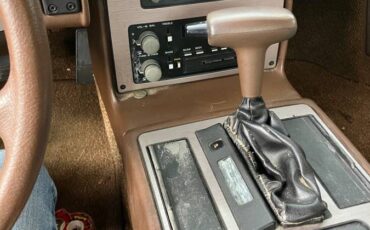 Pontiac-fiero-1985-7