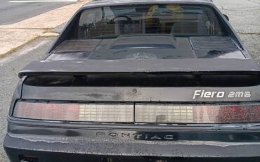 Pontiac-fiero-1986-black-2