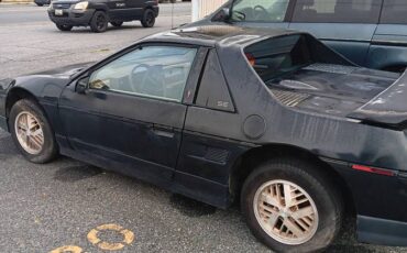 Pontiac-fiero-1986-black