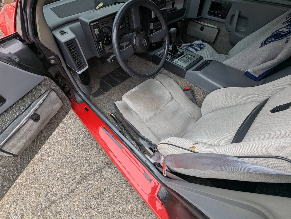 Pontiac-fiero-gt-1987-15