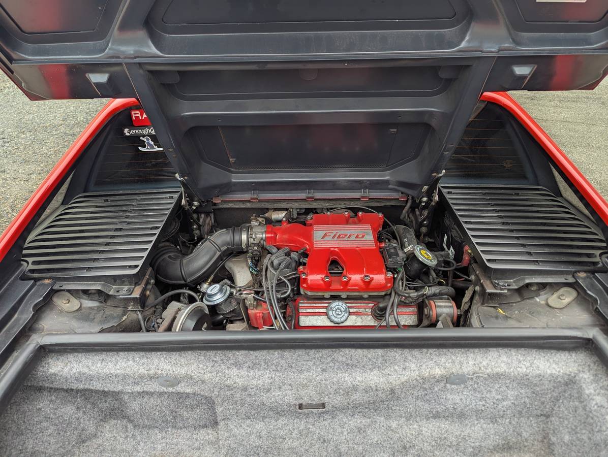 Pontiac-fiero-gt-1987-6