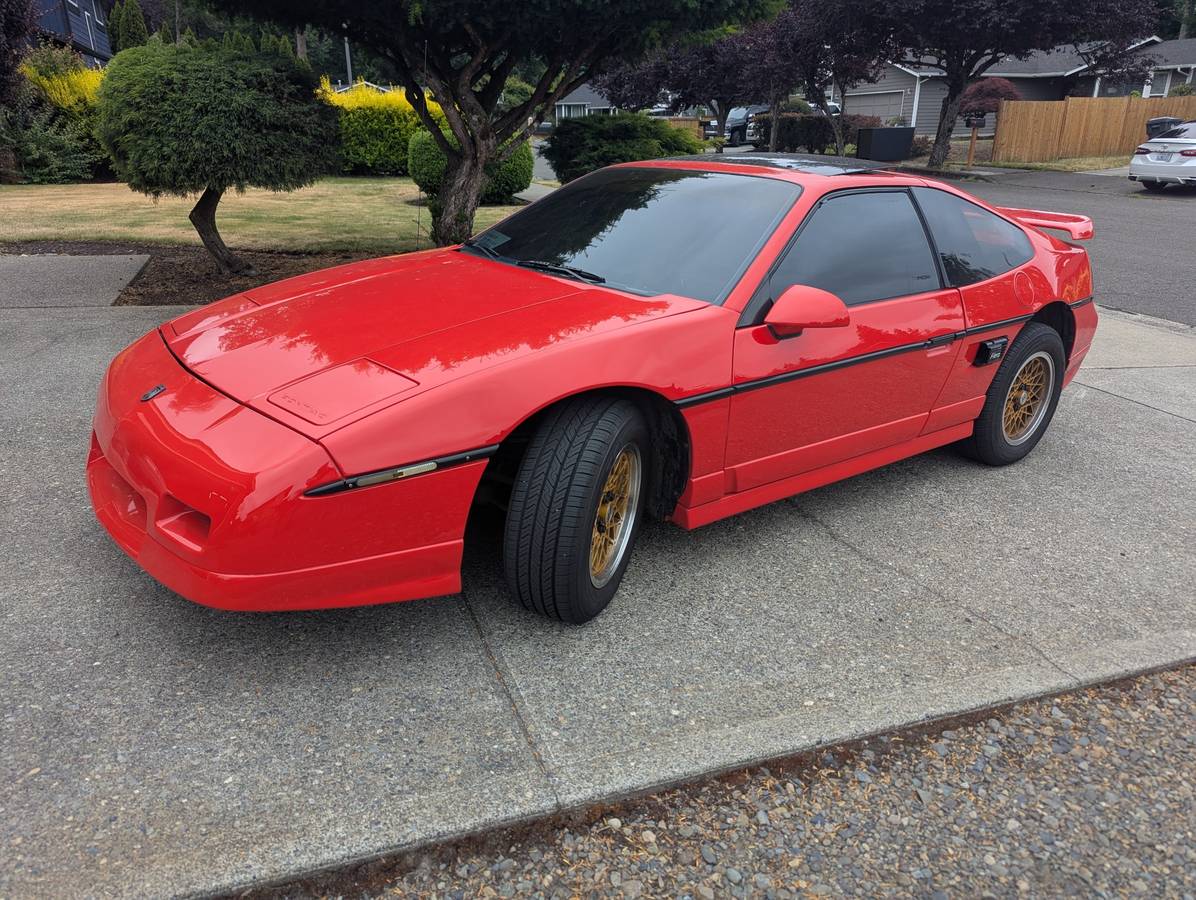 Pontiac-fiero-gt-1987