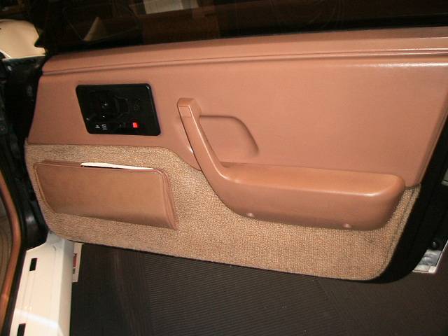 Pontiac-fiero-gt-1988-white-13